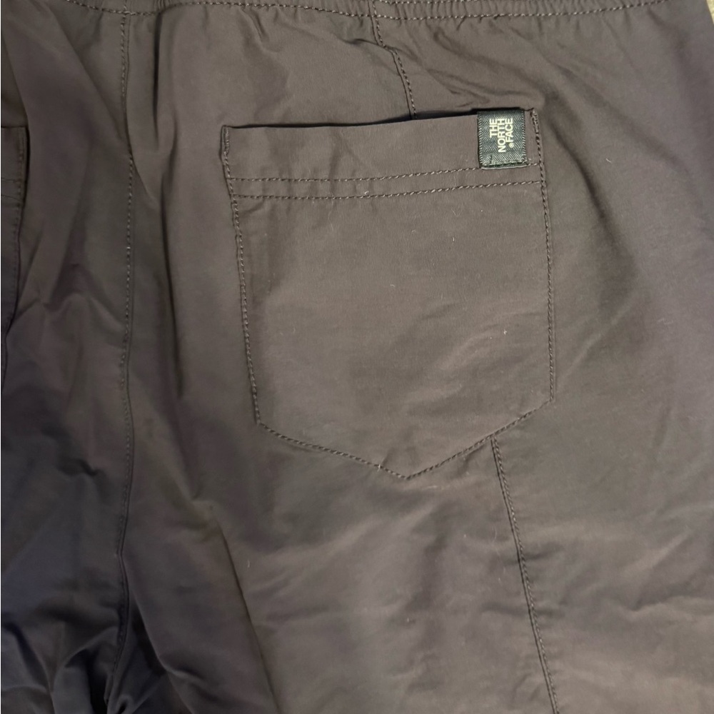 Women’s The North Face‎ Brown Pants - size 8 - Picture 4 of 5